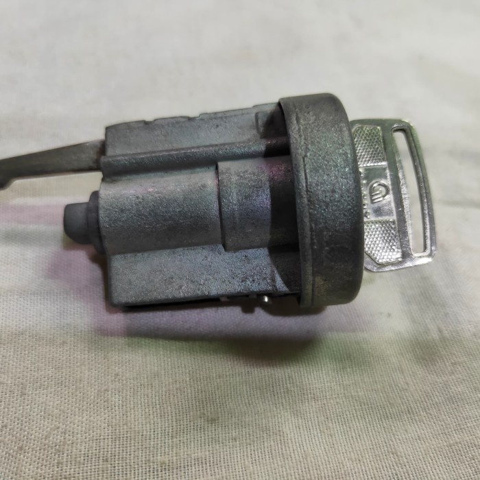 [Original] Kunci Kontak Daihatsu Charade G11 G12 Berkualitas