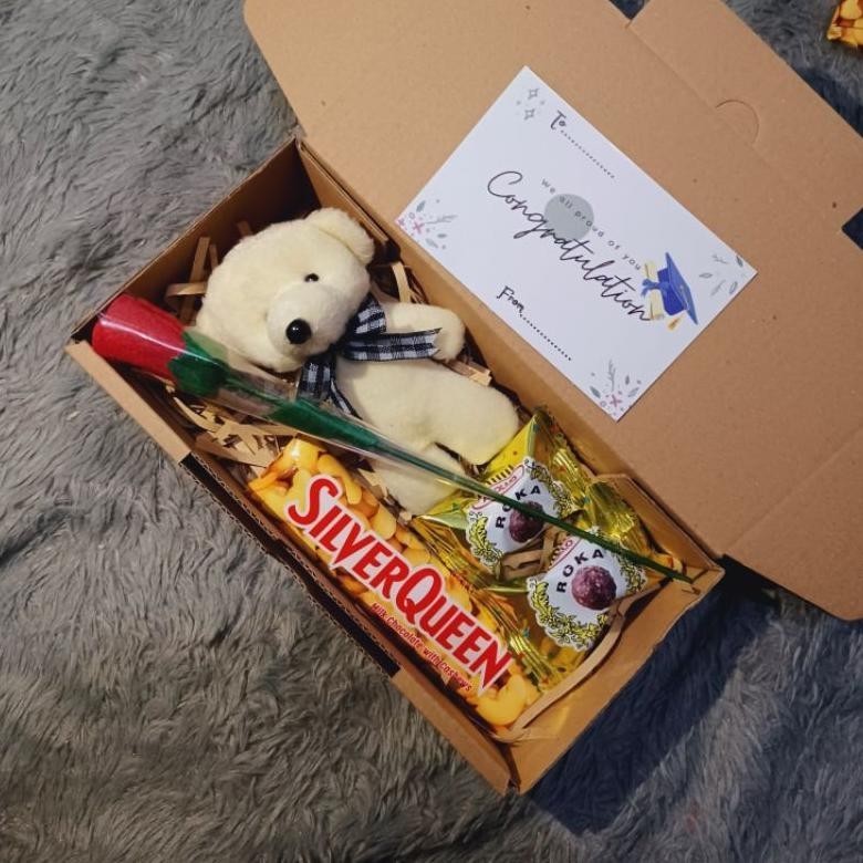 

Bisa Cod Hampers Silverqueen Bunga Flanel Hampers Coklat Valentine Wedding Graduation Murah