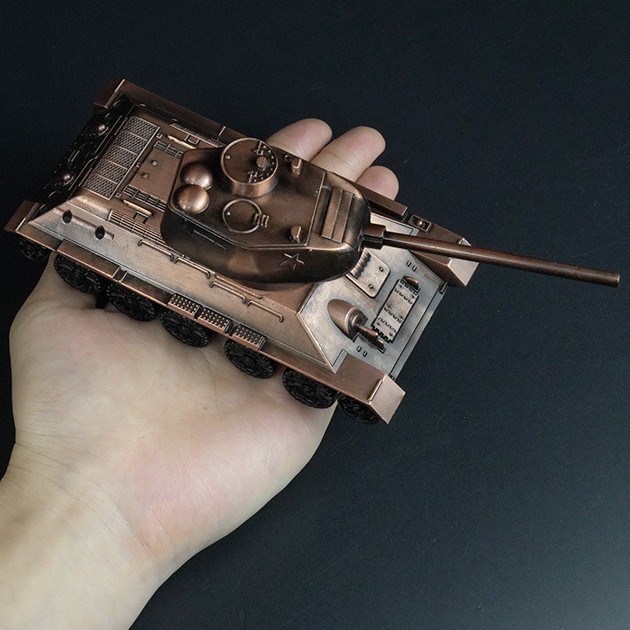 mainan tank baja tempur T34 bahan besi