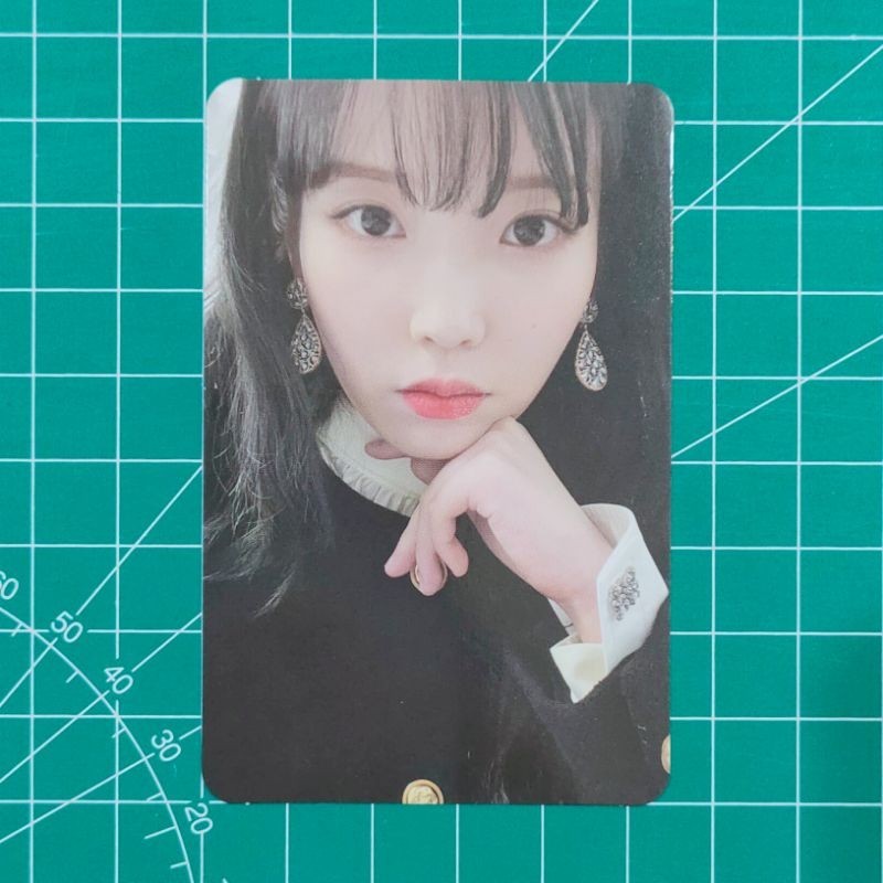 IU DOCUMENTARY "PIECES" OFFICIAL PHOTOCARD