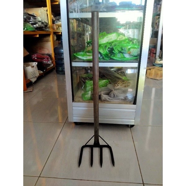 Garpu/Garuk Serokan/Selokan Taman Kebun Got Sampah Tebal