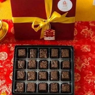 

PROMO MURAH HAMPERS CNY / IMLEK GIFT / CHINESE NEW YEAR - Fudgy Brownies ( free pita + ucapan)