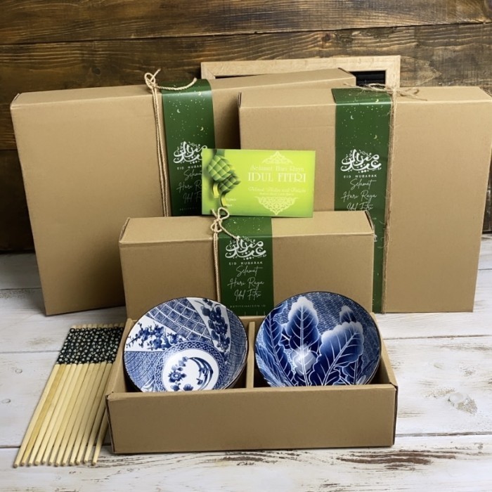 

Ready Paket Lebaran / Idul Fitri / Mangkok Sumpit set / Hampers