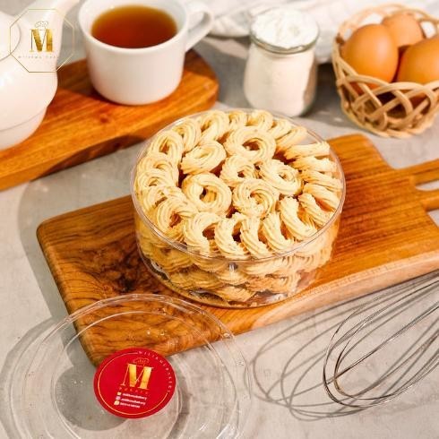 

Big Sale Kue Sagu Keju Homemade Premium Lumer / Cheese Sagoo Limited Edition