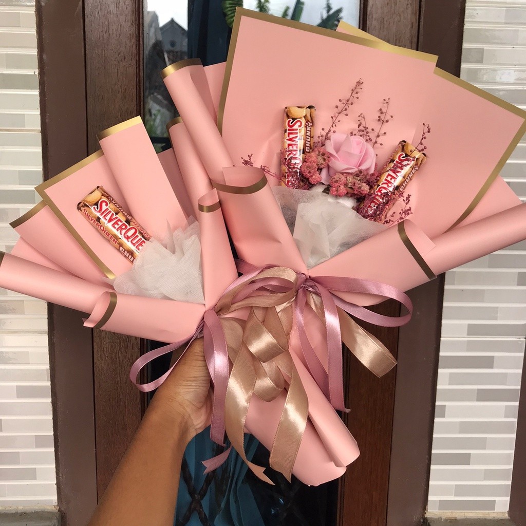 

UH9 BUKET VALENTINE HADIAH COKLAT + BUNGA HADIAH VALENTINE BOUQUET GIFT MT3