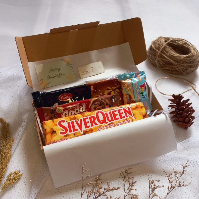 

N69 HAMPERS GIFT BOX COKLAT VALENTINE JILBAB SNACK KOPI KADO F2Y