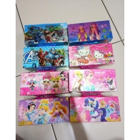

Hemat Sekarang, Bahagia Selamanya! MARKASSHOP66--KOTAK PENSIL KODE 3 SUSUN TINGKAT 3D KARAKTER LUCU/KP KELANG/ZK 3000 ||