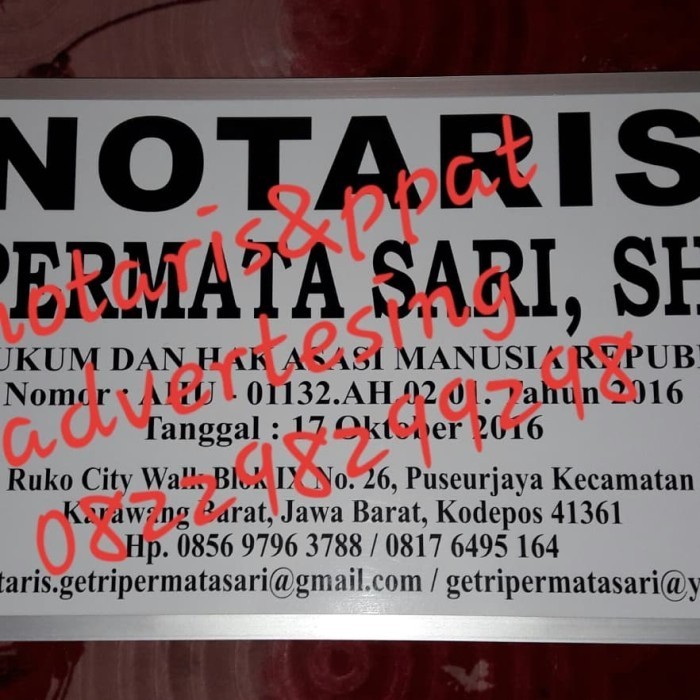 

Papan Nama Notaris