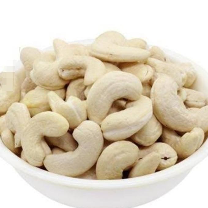 

New Kacang Mede/Mete Jumbo Mentah 1 Kg (Raw Cashew Nut) Limited Edition