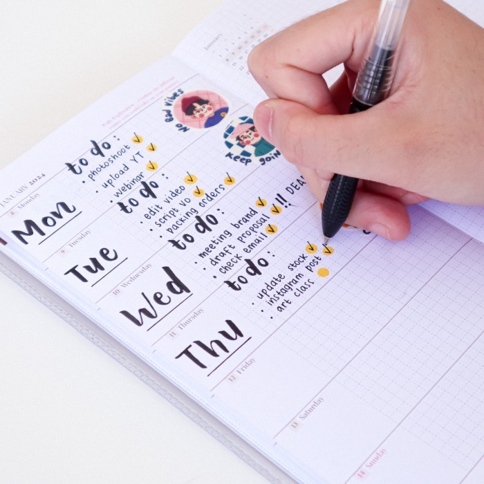 

BARANG TERLARIS PLANNER 2024 - Life Plan JOURNEY 2024, FREE Transparent Sleeve