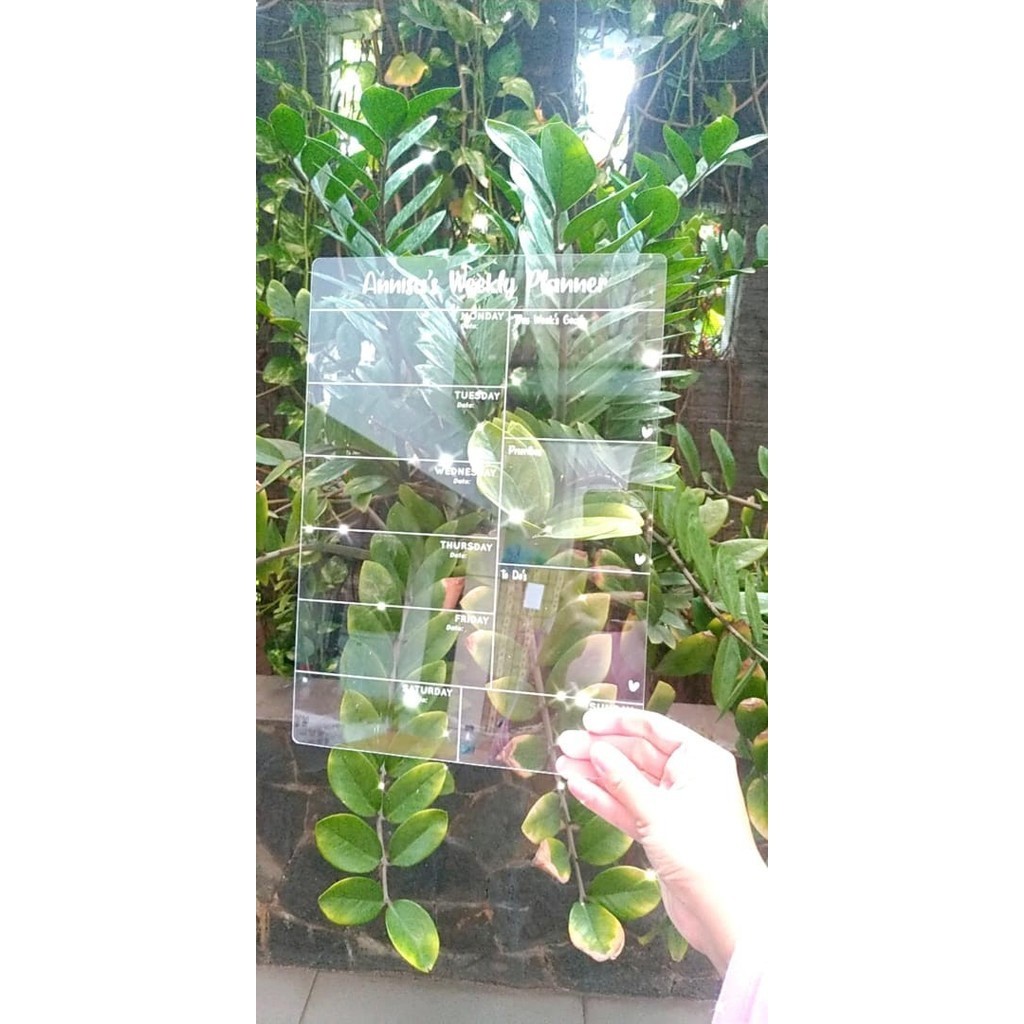 

BARANG TERLARIS WEEKLY PLANNER AKRILIK A4 CUSTOM NAMA