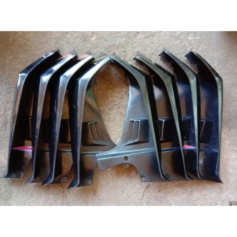 Sayap Luar Suzuki Crystal Kristal Original