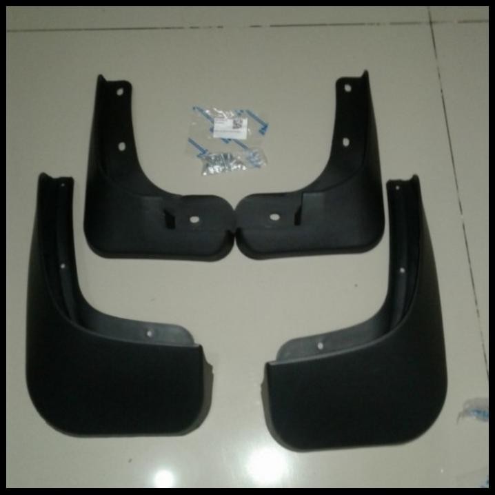 TERMURAH MUDGUARD KARPET LUMPUR MOBIL BRIO SATYA 