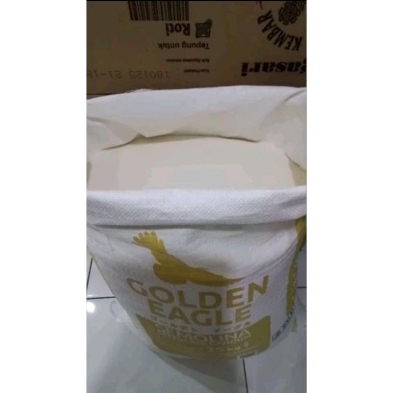 

Bungasari Golden Eagle Tepung Semolina 20kg