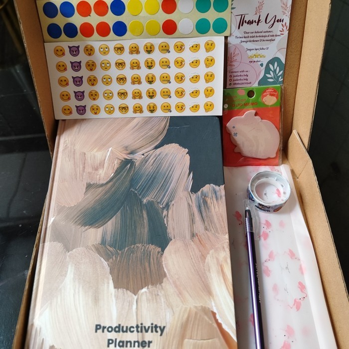 

Terlaris Productivity Planner By Ra Planner + Free Journal Kit Terlaris