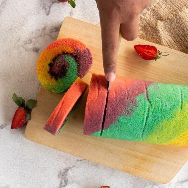 Roti Bolu Gulung Rainbow Rainbow Roll Cake Untuk Ultah Kantor | Elysiastores