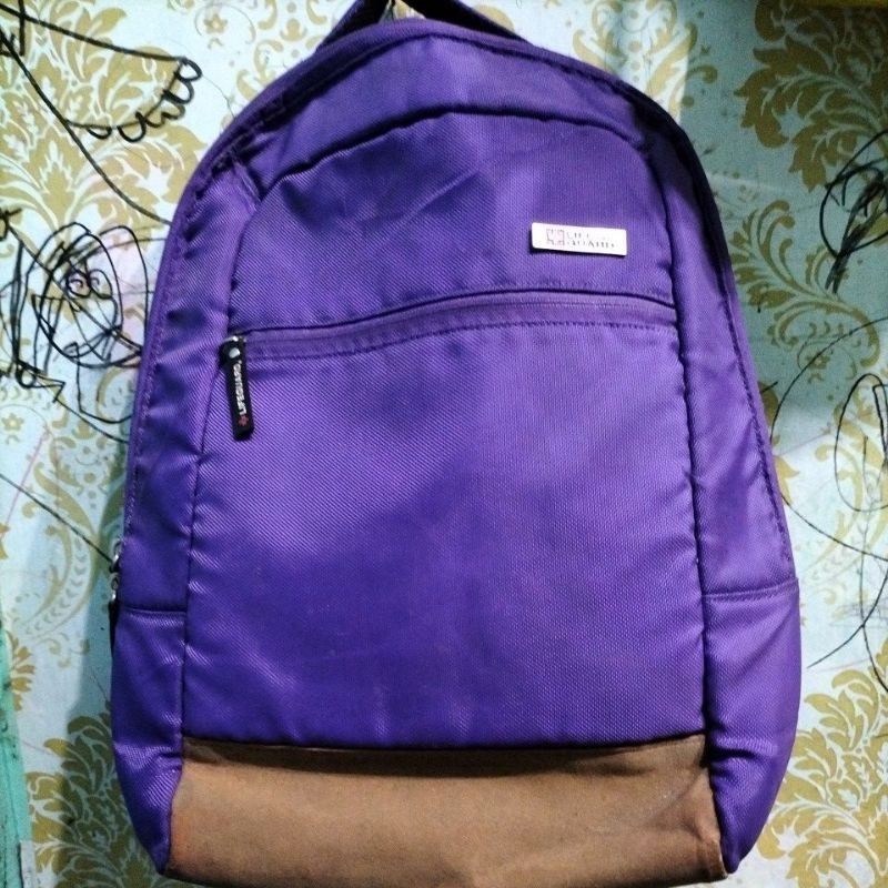 tas ransel warna ungu. like new brand life guard. USA