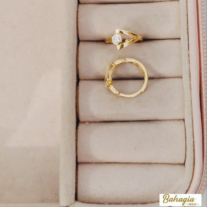 ANTING JEPIT HURUF V MATA 1 EMAS KADAR 700