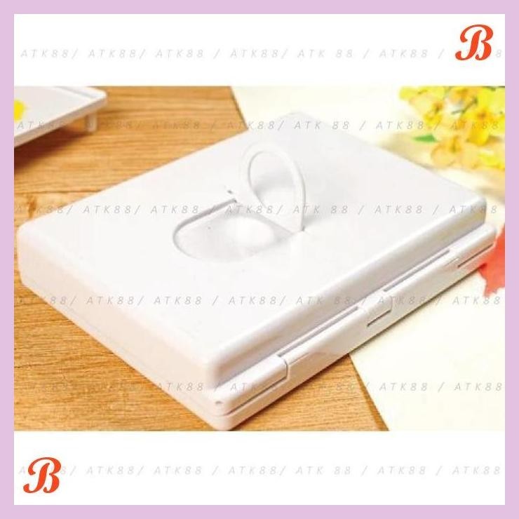 

| PGT | SAKURA KOI WATERCOLORS POCKET FIELD SKETCH BOX - 30