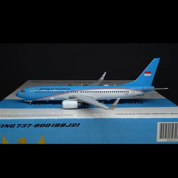 Diecast Pesawat Kepresidenan Ri 1 (Bbj2) 1/200 By Jc -Wings: