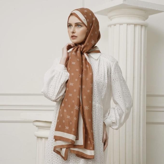 Khanaan + Pashmina Monogram + Brown Sugar