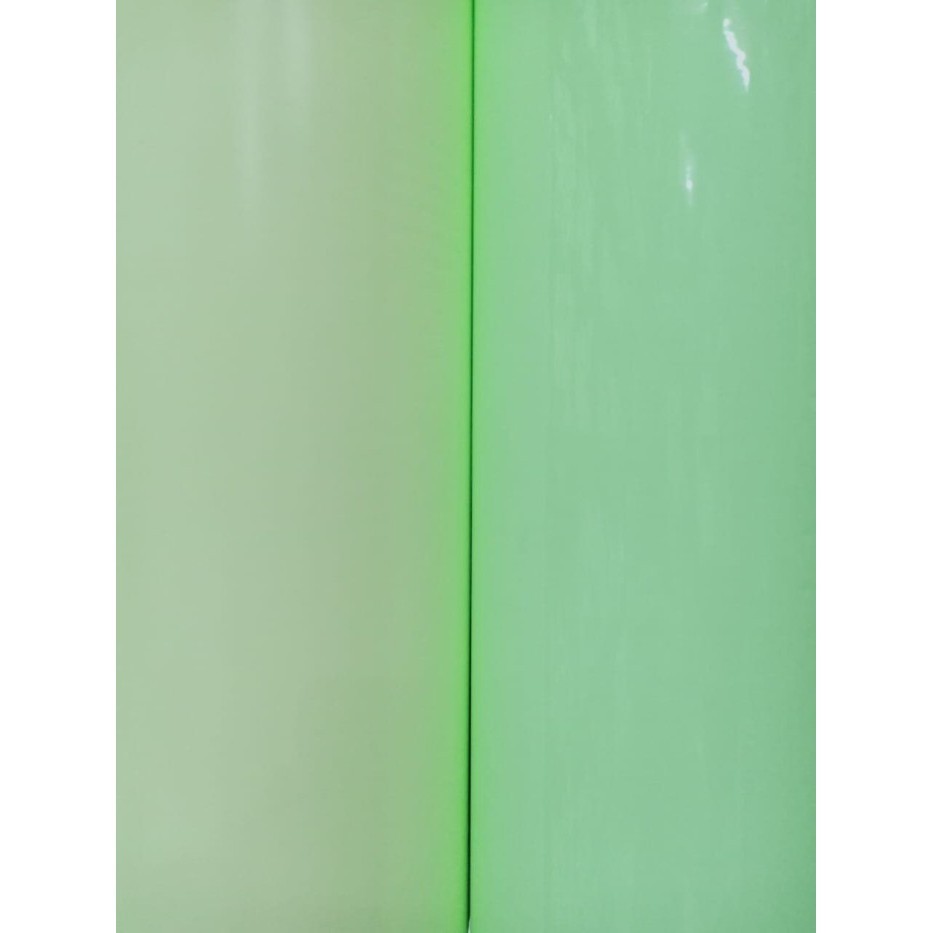 

Stiker / Sticker Fosfor / Glow In The Dark 122 Cm (Warna Agak Putih)