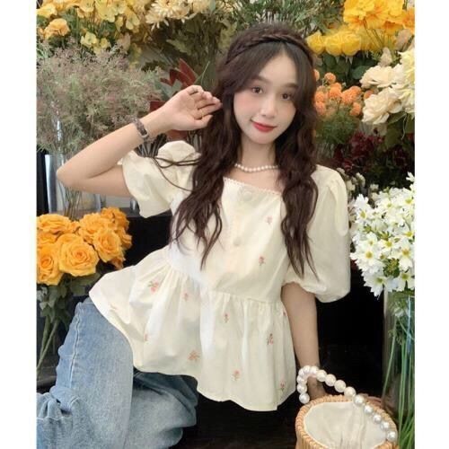 Woman Square-Neck Stitching Puff Sleeve Floral Shirt