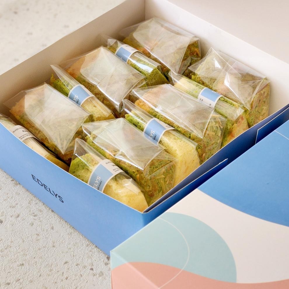

Gratis Ongkir Extra Sliced Cake Chiffon 1 Box (12 Pcs) 100% Pandan Asli Dan Lembut Paling Murah
