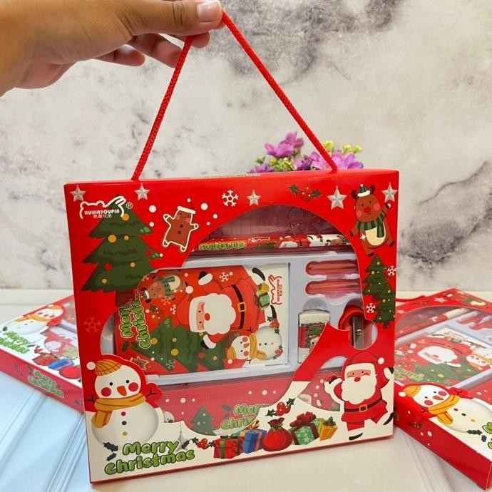 

PAKET HAMPERS NATAL 7 IN 1 ISI ALAT TULIS SUPER LENGKAP FANCY DAN LUCU