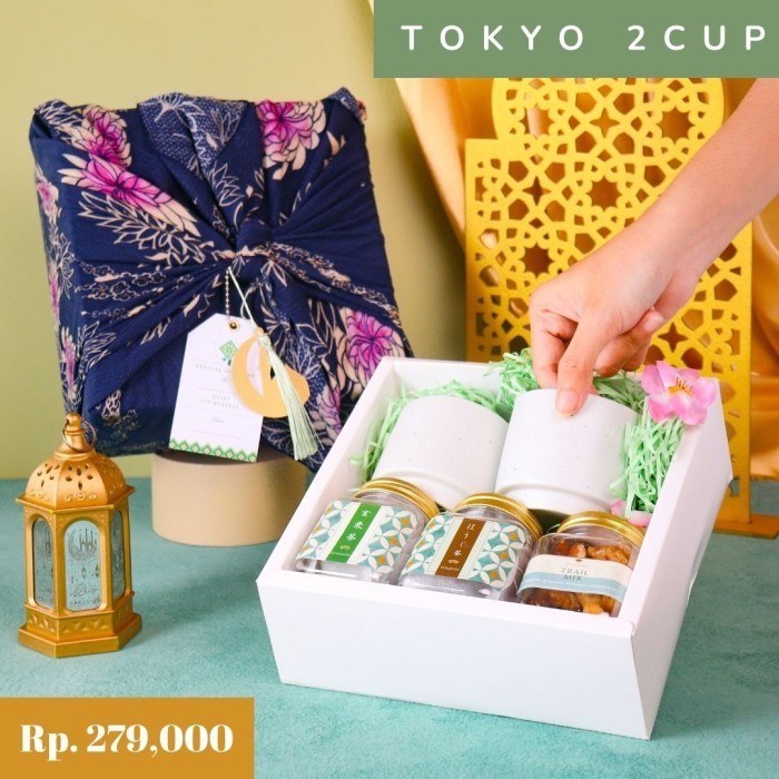 

Japanese Tea + Cup Set [Tokyo] / Lebaran Idul Fitri Ramadan Eid Hamper