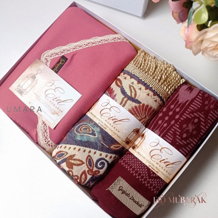 

Aghnia Hampers Mukena Sarung Sajadah Bingkisan Lebaran Idul Fitri