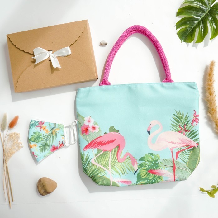 

Hampers Tas Kanvas Medium Dan Masker Flamingo Seruni Living