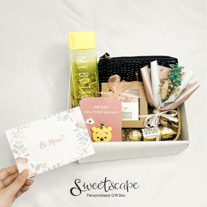 

Gift Box Package 95-Paket Hampers 95- Happy Anniversary