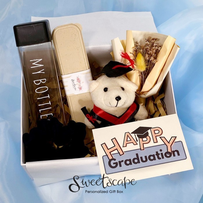 

Gift Box Package 74-Paket Hampers 74- Hadiah Graduation