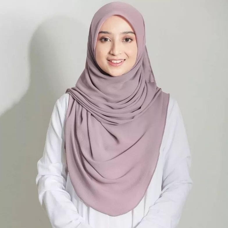 Promo Akhir Tahun Jilbab Segi Empat Oval Malay Curve 130X130 Ceruti Babydoll Premium Sale