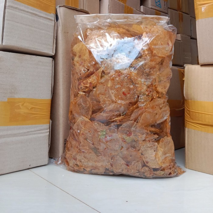 

HEMAT Keripik kaca pedas daun jeruk 1 kg / kripik kaca