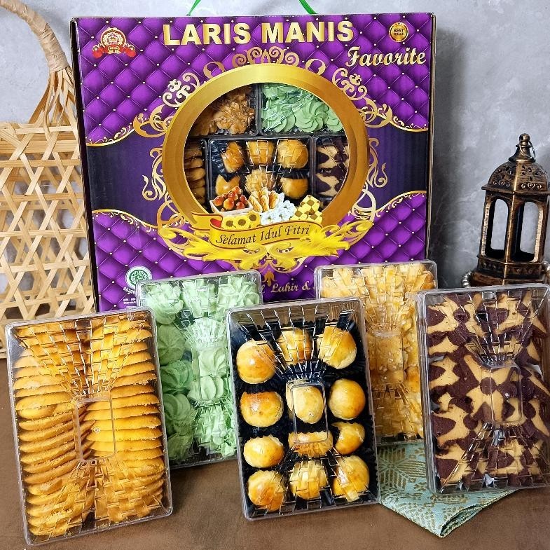 

CR - Paket Lebaran Laris Manis 'FAVORITE COOKIES TERLARIS