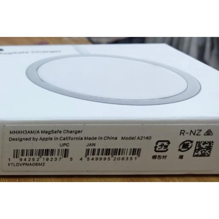 Original Apple Magsafe Wireless Charger 20W Iphone 11 12 13 Pro Max