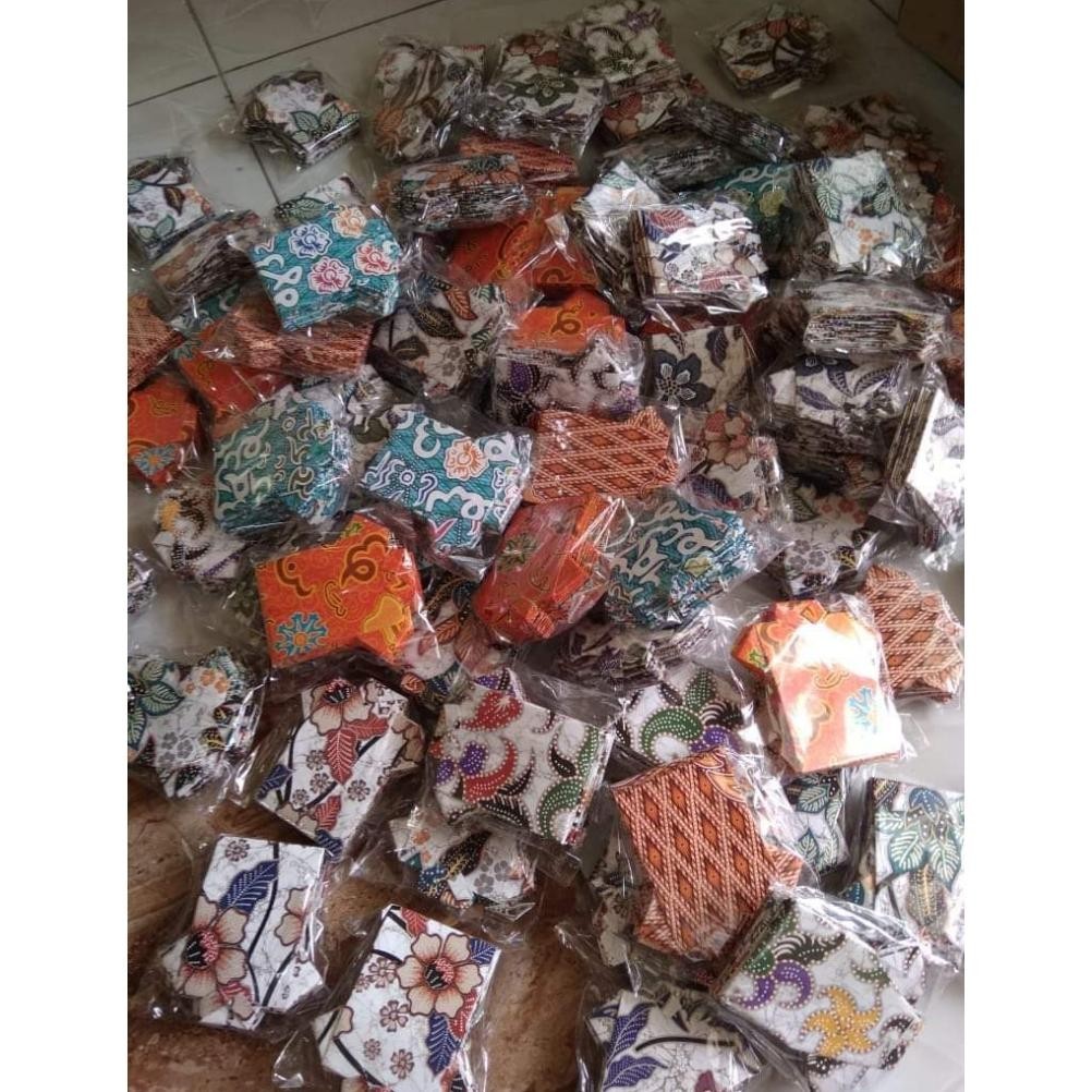 

Tarbaru Amplop Lebaran Isi 24 Pcs Gemoy Lucu Motif Kemeja Amplop Kemeja Lucu Bahan Bermutu