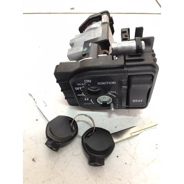 KUNCI KONTAK VARIO 150 2016 2017 2018.SCOOPY 2016 2017 2018 2019.BEAT