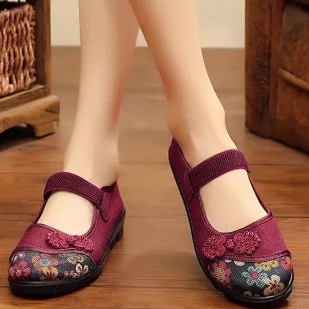 Sepatu Imlek Model Beijing Bahan Mesh Breathable Anti Slip Premium