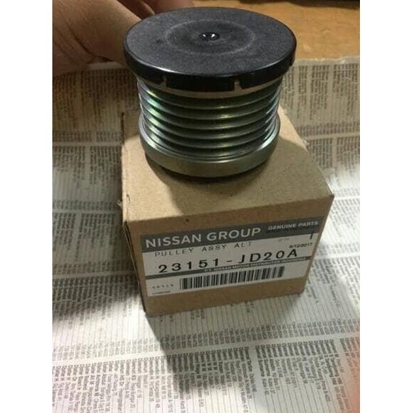 sp_ pully alternator nissan Serena C26 original