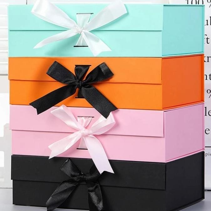 

Hard Gift Box/Kotak Kado Hampers Tebal Rigid
