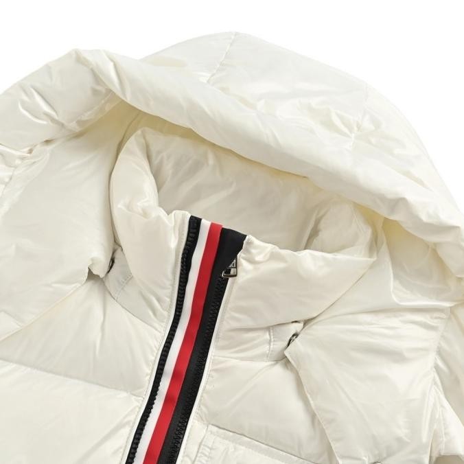 DOWN PUFFER JACKET WHITE  SYARIFAHKHANSA17