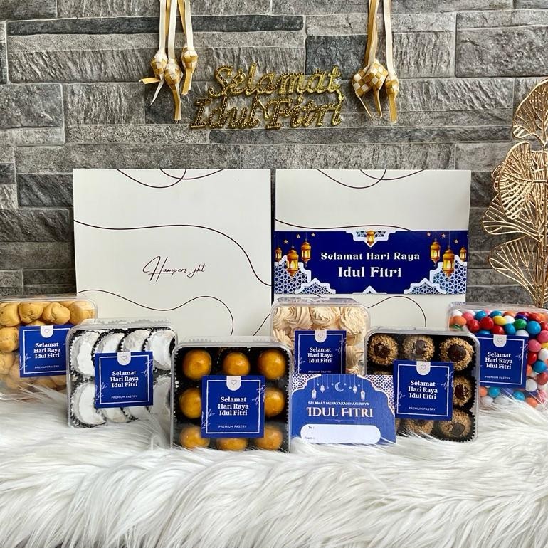 

CR - HAMPERS LEBARAN PREMIUM KUE KERING ISI 4 / HAMPERS IDUL FITRI / HAMPERS PAKET PARSEL KUE KERING LEBARAN TERLARIS