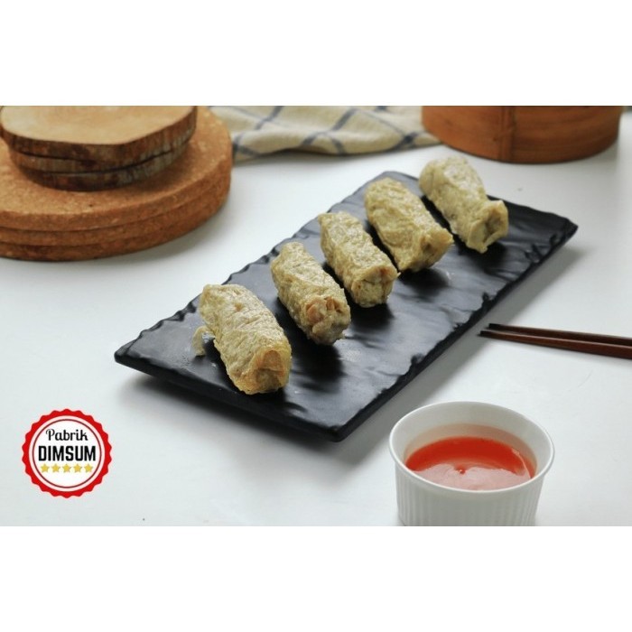 

Uinn - Gohyong/Lumpia Ayam/Hekeng (Isi 25) - Pabrik Dimsum Frozen Food Halal