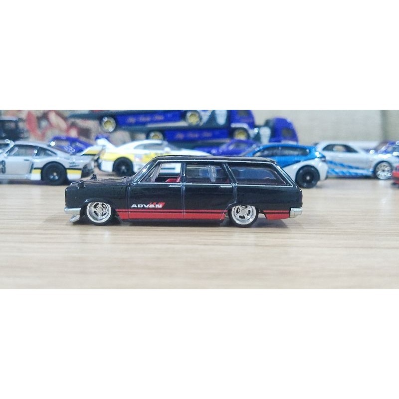 Hot Wheels LOOSE Skyline Van Team Transport Advan