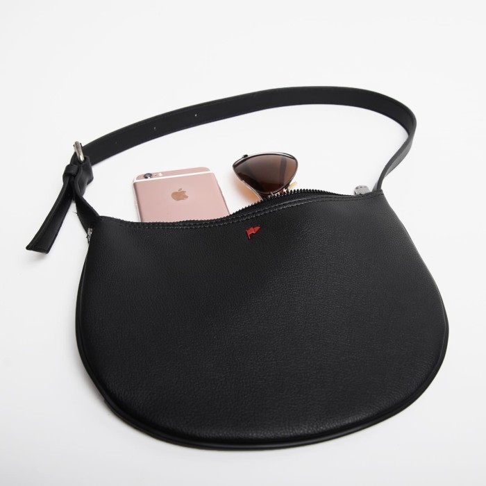 Tfg Shoulder Bag Tas Bahu Tfg X Millen Cyrus Black Lifetime Warranty