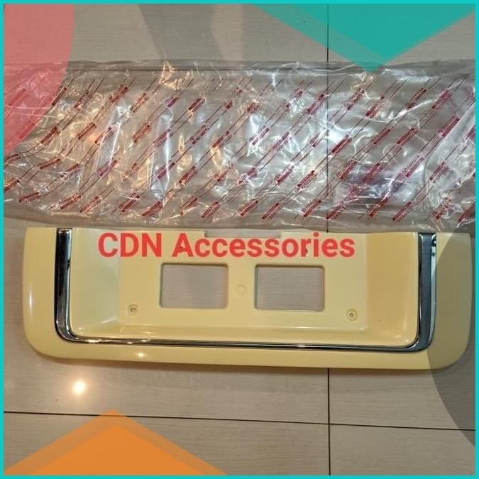 back door ornament Kijang kapsul/ornamen bagasi Kijang Kapsul 97-2001