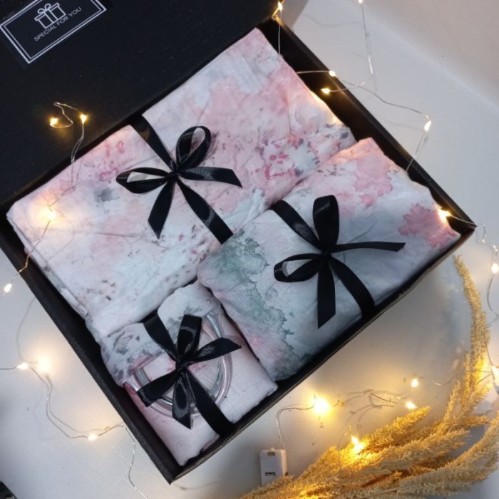 Mukena Cewek Kado Mukena Black White Kado